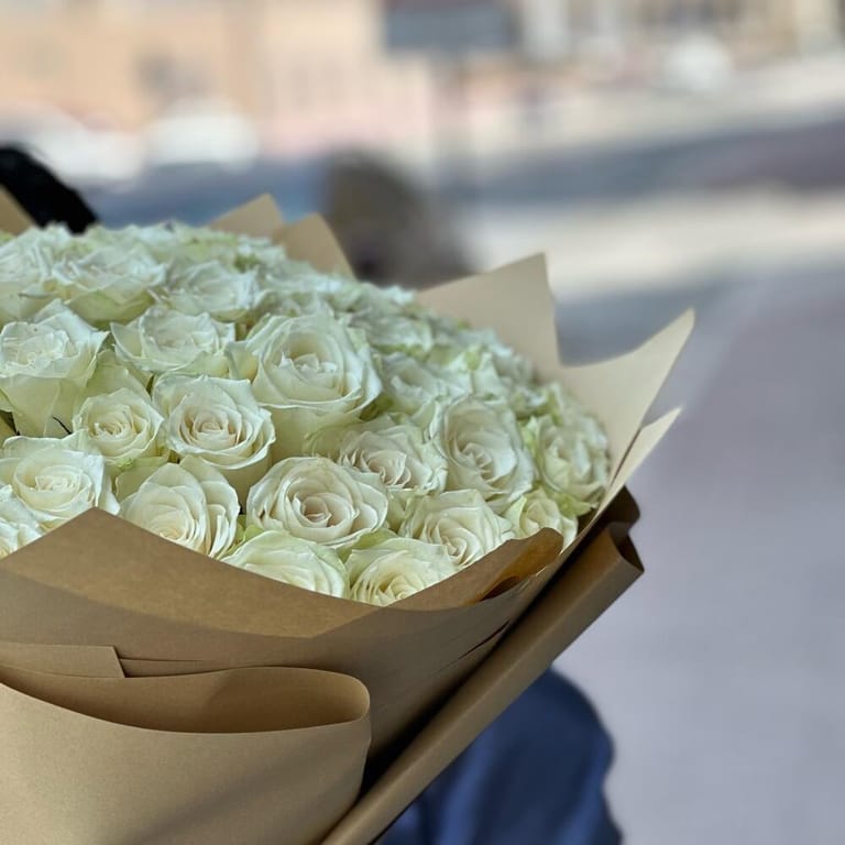 51 White Roses Luxury Bouquet-A332 - Image 3