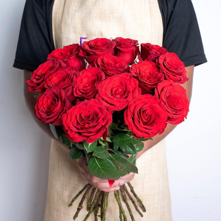 15 Red Roses Hand Tied Luxury Bouquet-A414 - Image 1