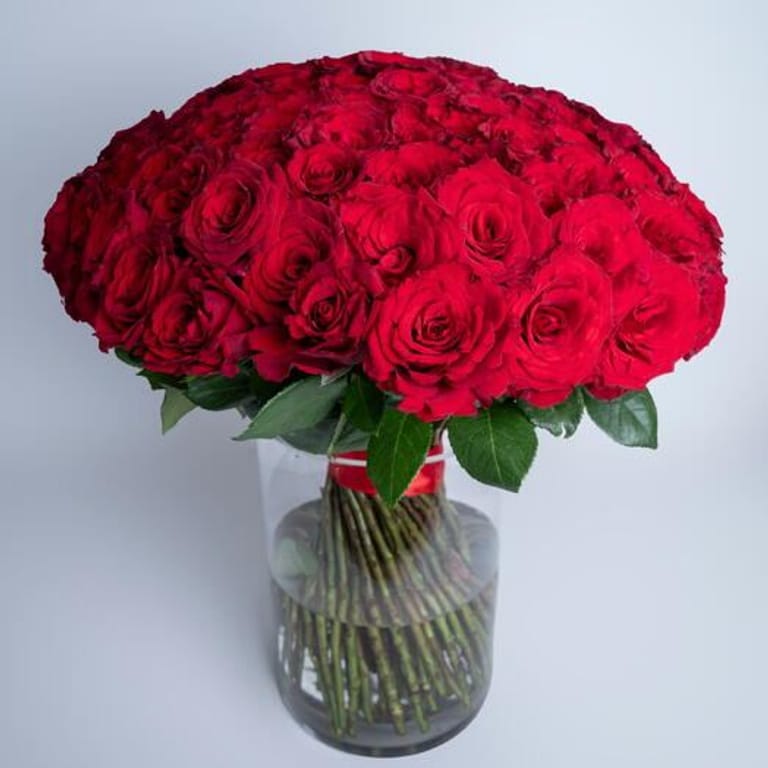 101 Red Roses Luxury Glass Vase Arrangement-A421 - Image 1