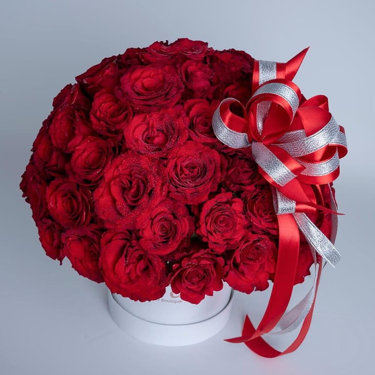 51 Red Roses Luxury Round Flower Box-A423 - Image 4
