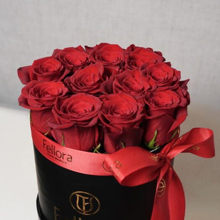 11 Red Roses Luxury Round Box Arrangement-A444 - Image 5