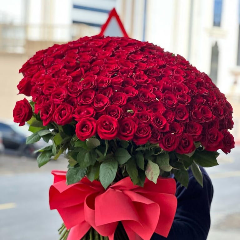 201 Red Roses Hand Tied Luxury Bouquet-A452 - Image 3
