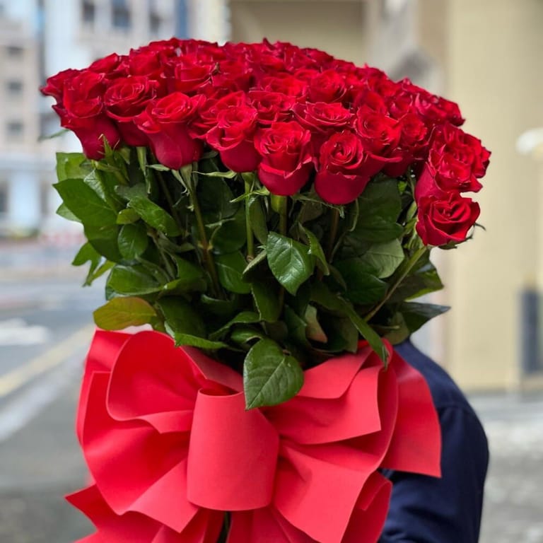 51 Red Roses Hand Tied Luxury Bouquet-A450 - Image 4