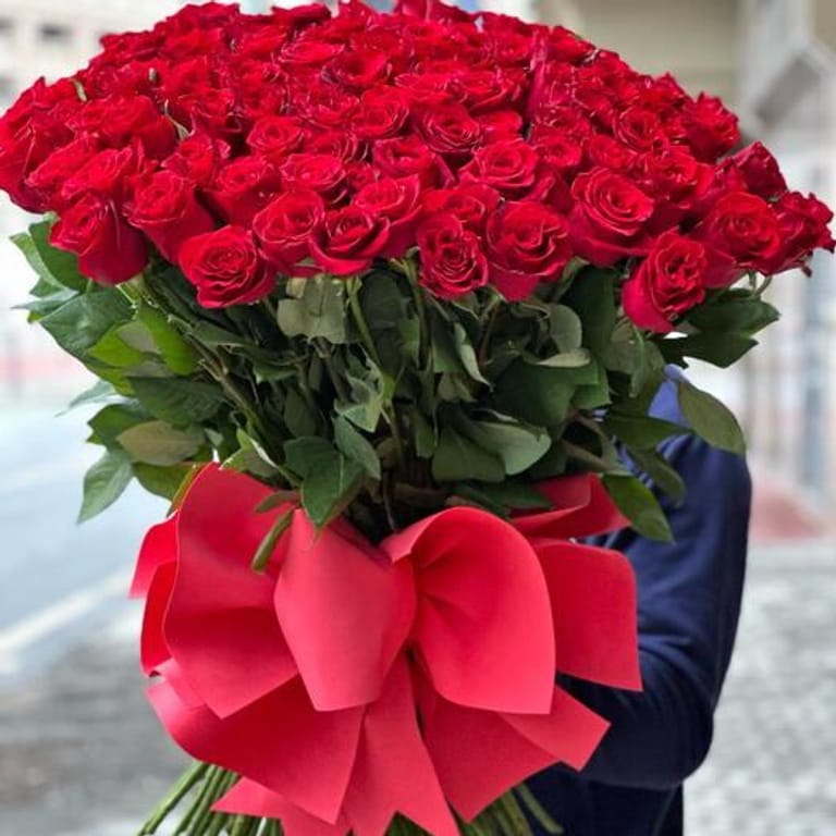 101 Red Roses Hand Tied Luxury Bouquet-A451 - Image 4