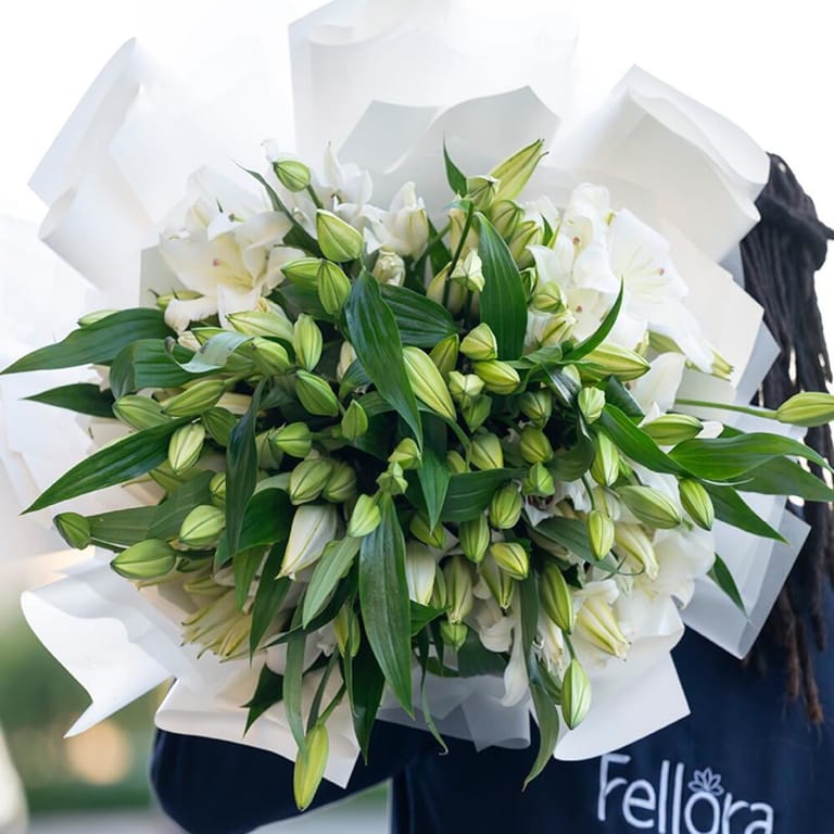 51 Luxury White Lily Bouquet-A464 - Image 3