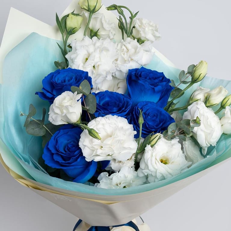 Blue Roses And White Lisianthus Bouquet-A507 - Image 3