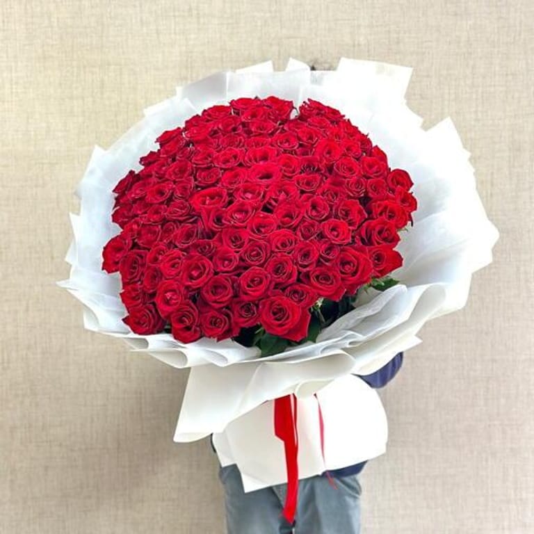 101 Red Roses Grand Luxury Bouquet-A543 - Image 3