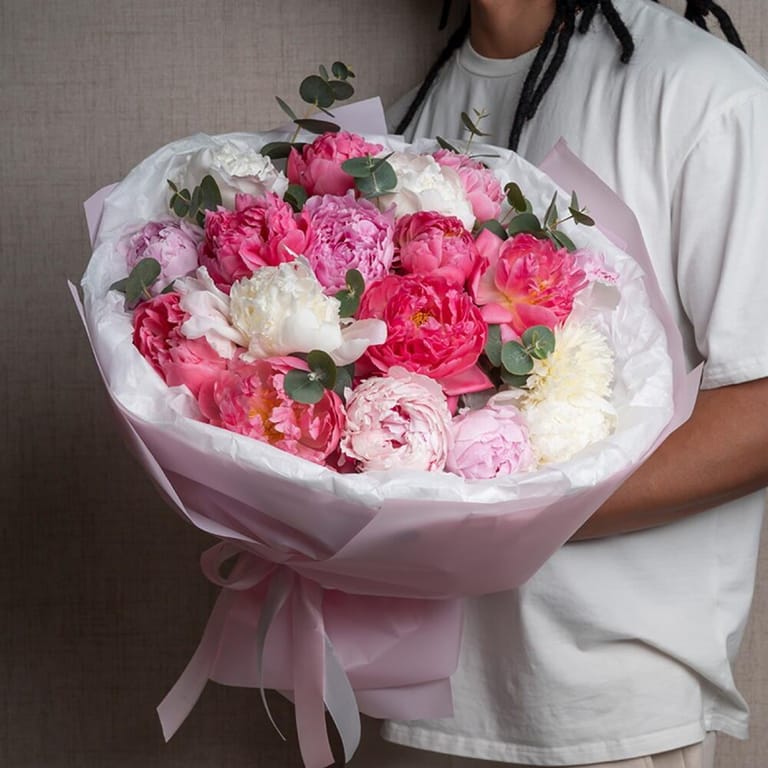 21 Mixed Pink White Peonies Luxury Bouquet-A544 - Image 2