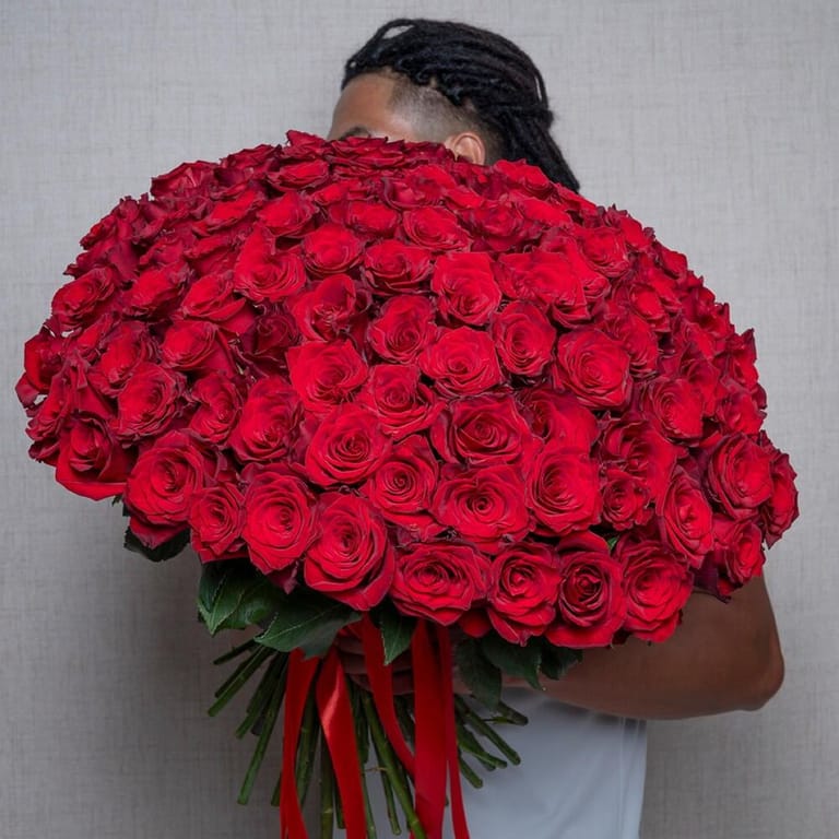 101 Luxury Red Roses Hand Tied Bouquet-A565 - Image 3