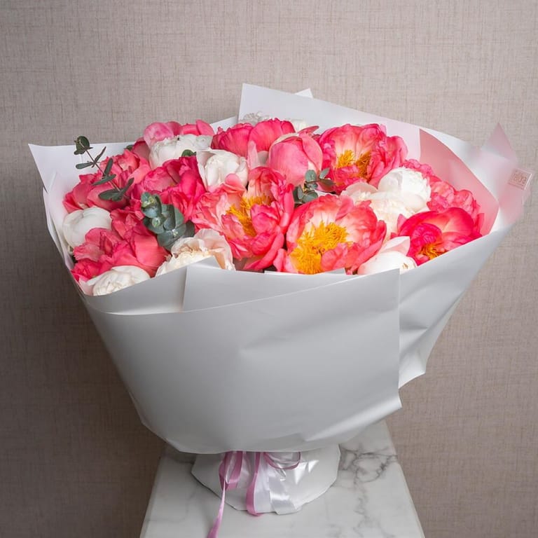 33 Mixed Peonies Luxury Bouquet-A573 - Image 5