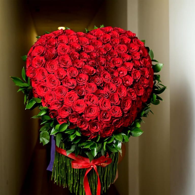 151 Red Roses Heart Shape Luxury Bouquet-A664 - Image 1