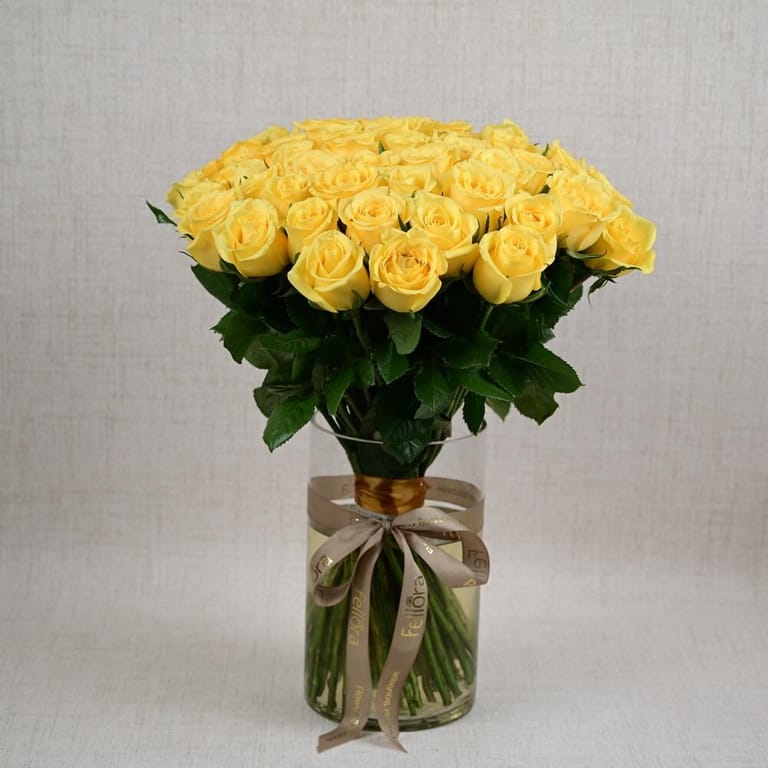 51 Yellow Roses Luxury Flower Vase-A747 - Image 4