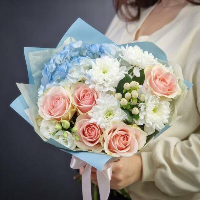 Blue Hydrangea Pink Roses And White Chrysanthemum Bouquet-A716 - Image 6