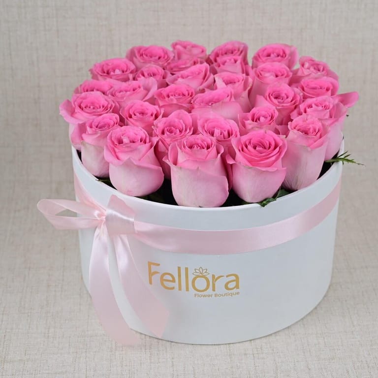 31 Pink Roses Luxury Flower Box-A772 - Image 1