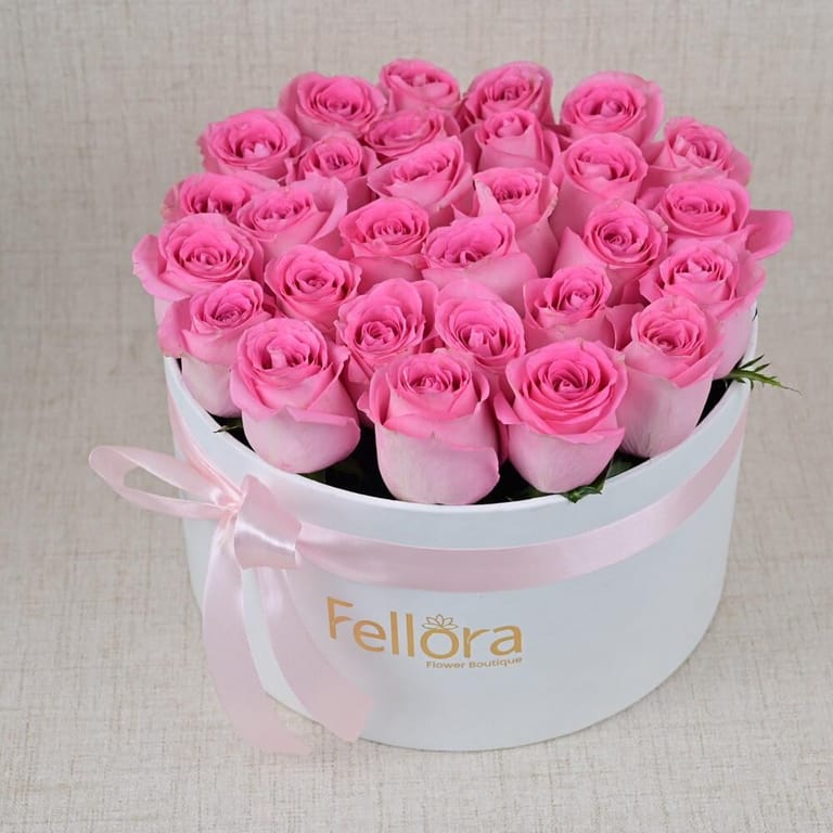 31 Pink Roses Luxury Flower Box-A772 - Image 2