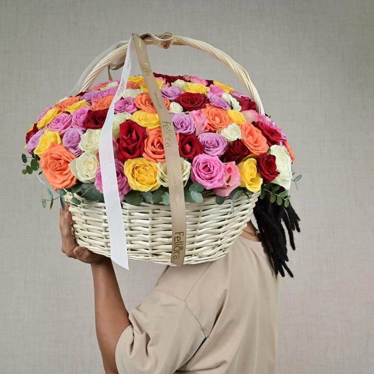 151 Mixed Roses Grand Luxury Basket-A774 - Image 2