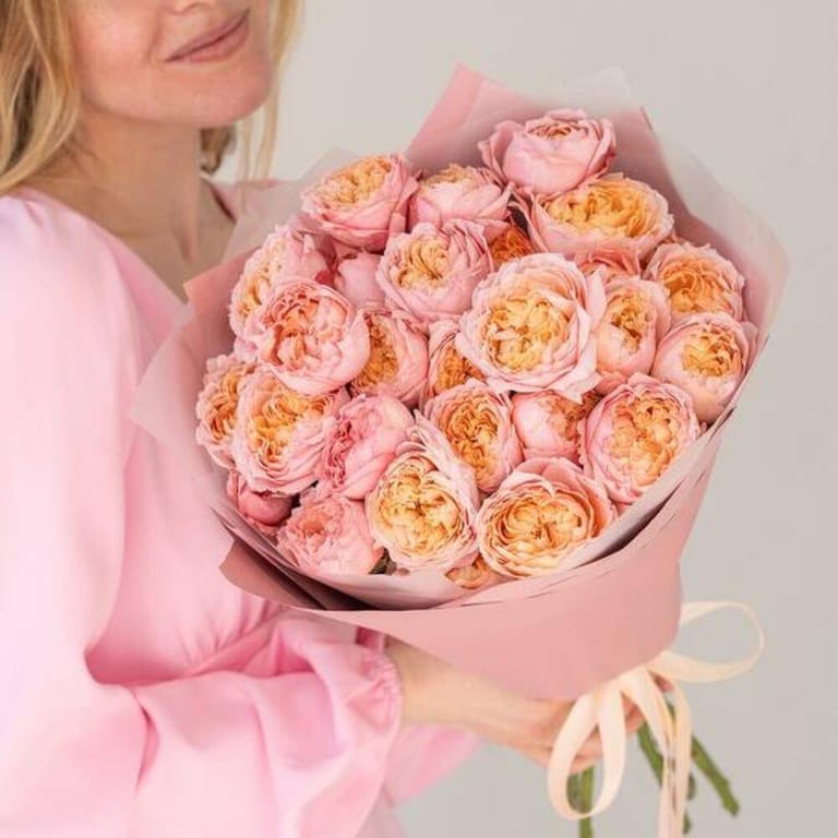 9 Julietta Peony Roses Luxury Bouquet-A783 - Image 1