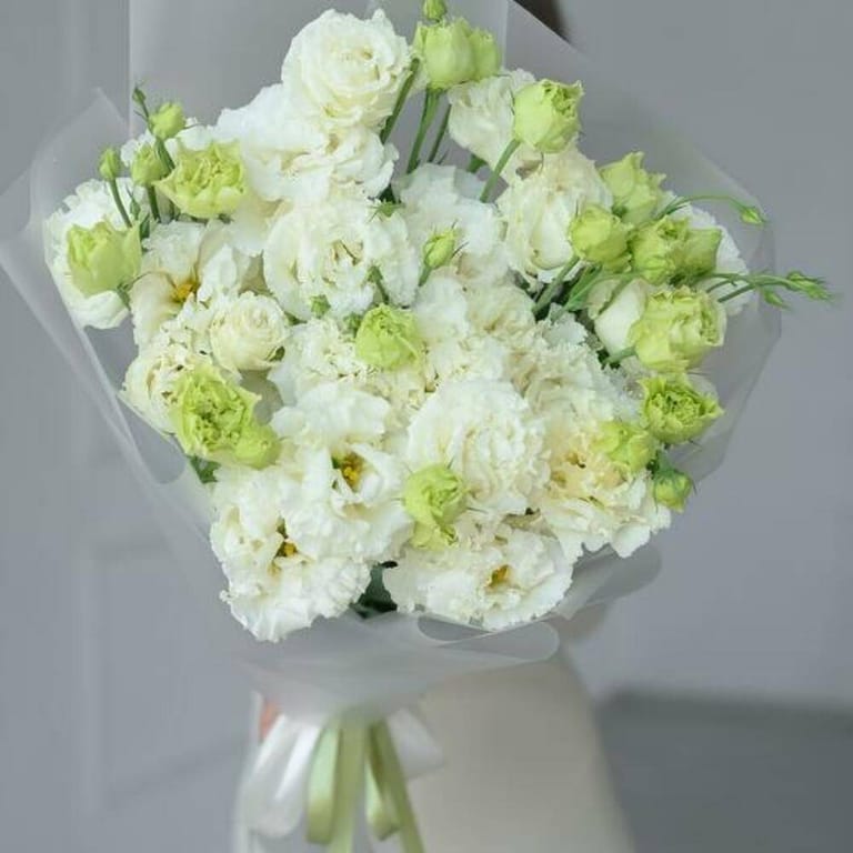 9 White Lisianthus Luxury Bouquet-A779 - Image 4