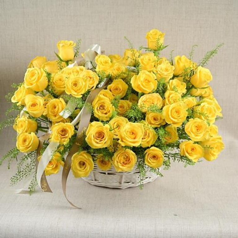 101 Yellow Roses Grand Luxury Basket-A776 - Image 6