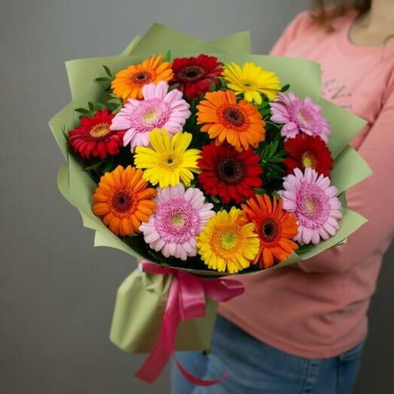 15 Mixed Color Gerbera Luxury Bouquet-A813 - Image 1