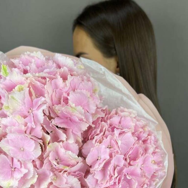 3 Pink Hydrangeas Luxury Bouquet-A791 - Image 4
