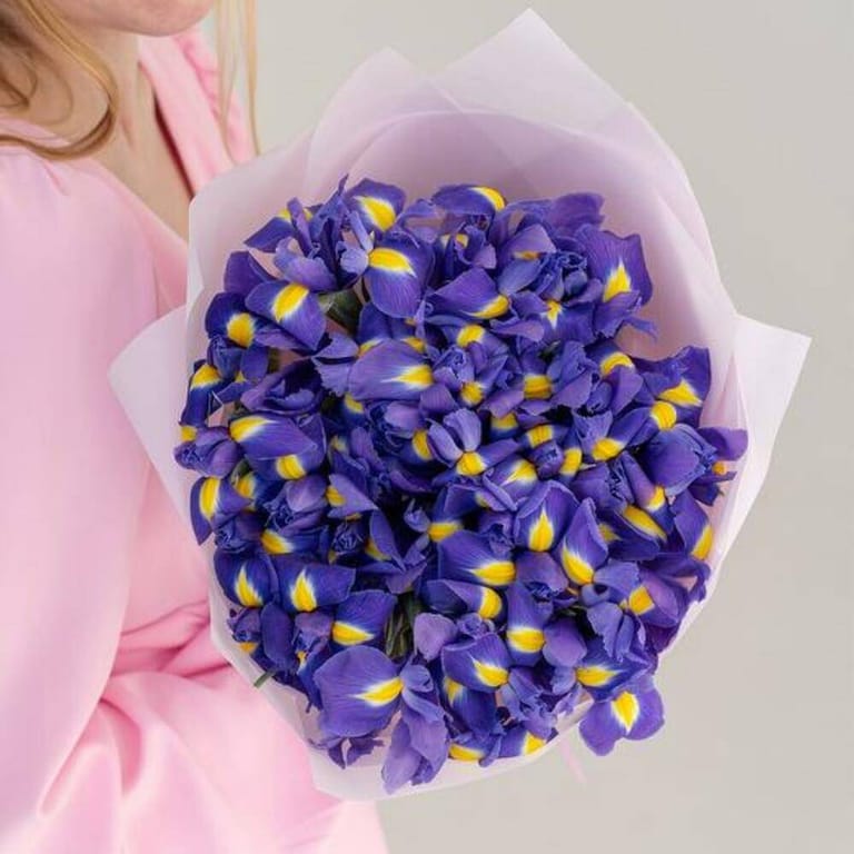 51 Purple Iris Luxury Bouquet-A821 - Image 3