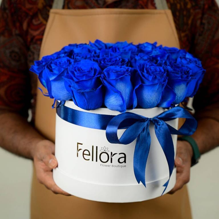 25 Royal Blue Roses Flower Box-A946 - Image 1