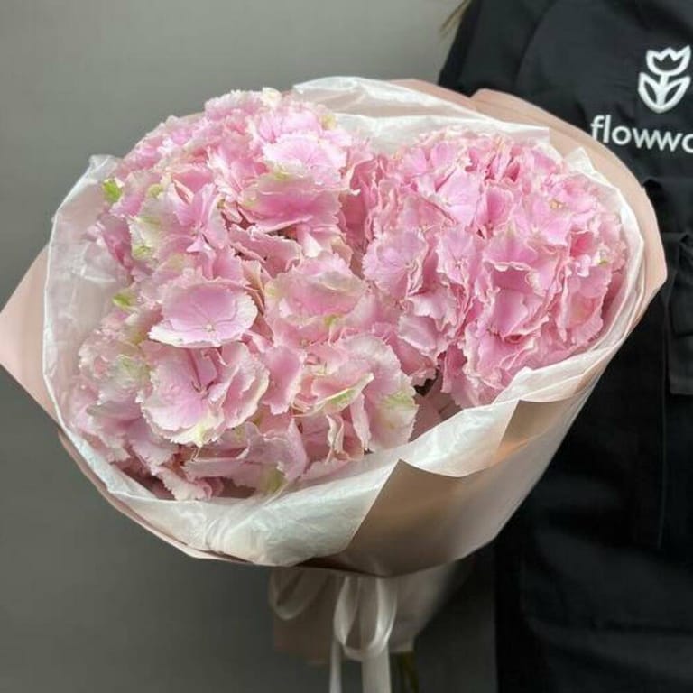 3 Pink Hydrangeas Luxury Bouquet-A791 - Image 6