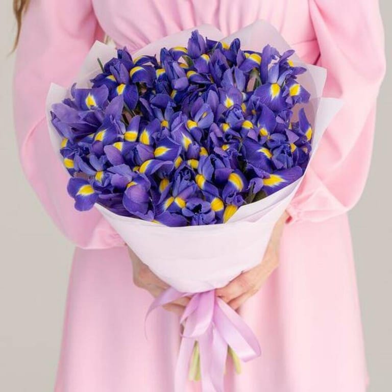 51 Purple Iris Luxury Bouquet-A821 - Image 5