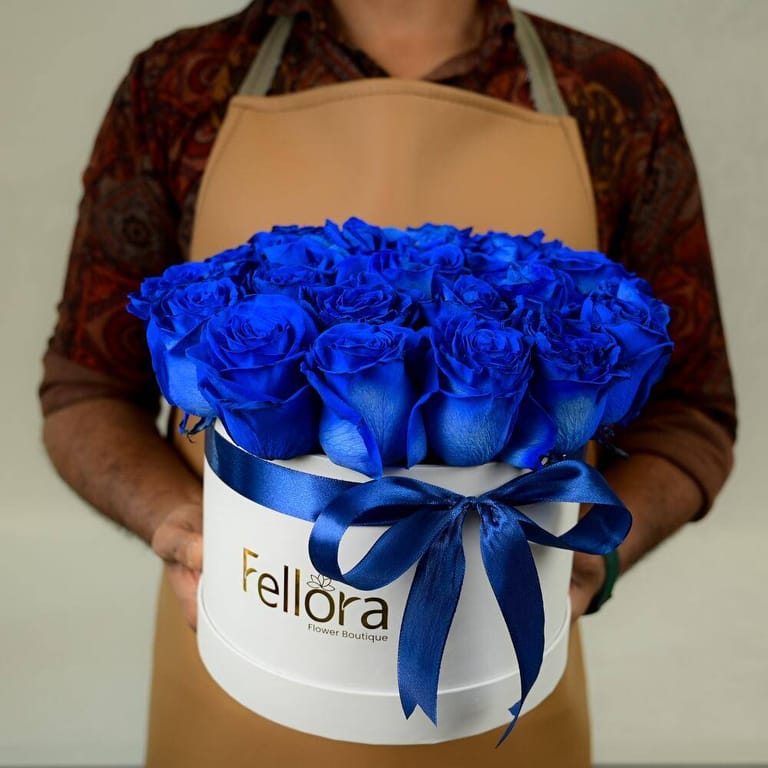 25 Royal Blue Roses Flower Box-A946 - Image 3