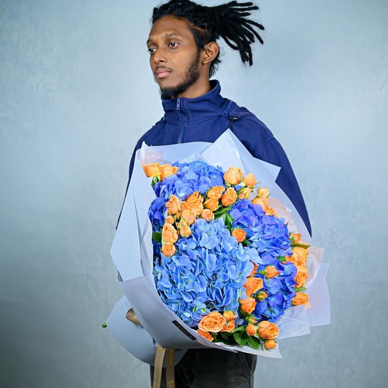 Blue Hydrangea And Orange Spray Roses Luxury Bouquet-A1001 - Image 3