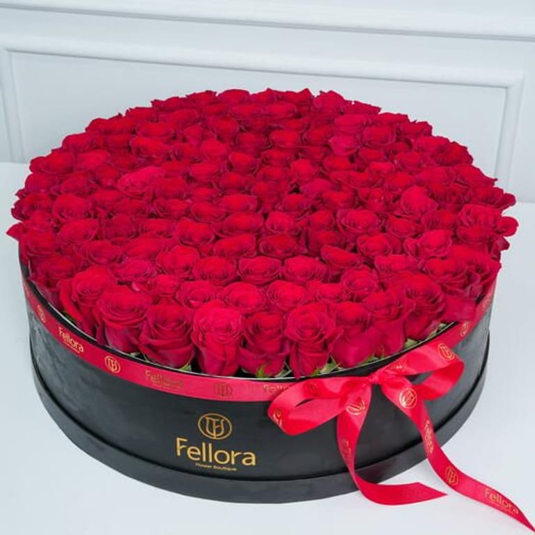 121 Luxury Red Roses In Grand Black Box-A1076 - Image 1