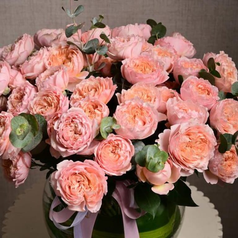 15 Julietta Peony Roses Luxury Vase Arrangement-A1178 - Image 2