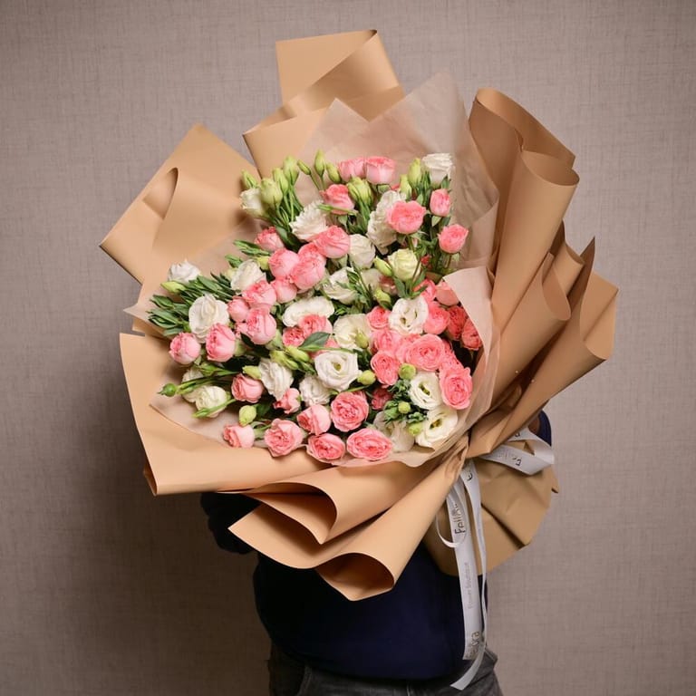 Bombastic Spray Roses And White Lisianthus Luxury Bouquet-A1136 - Image 5