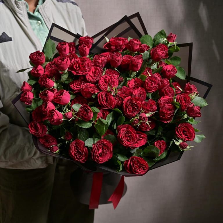 15 Stems Red Spray Roses Bouquet-A1208 - Image 1