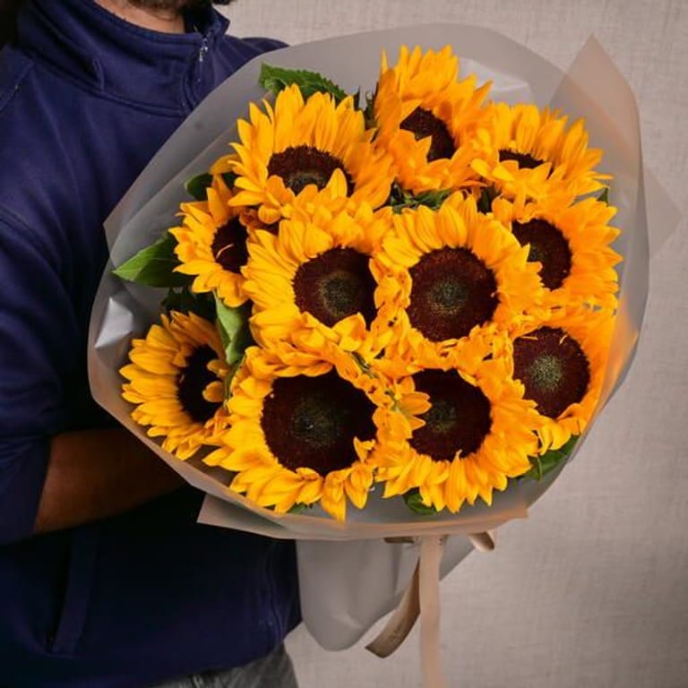 11 Sunflowers Luxury Bouquet-A1200 - Image 4