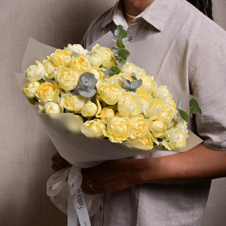 9 Julietta Limoncella Peony Roses Luxury Bouquet-A1186 - Image 4
