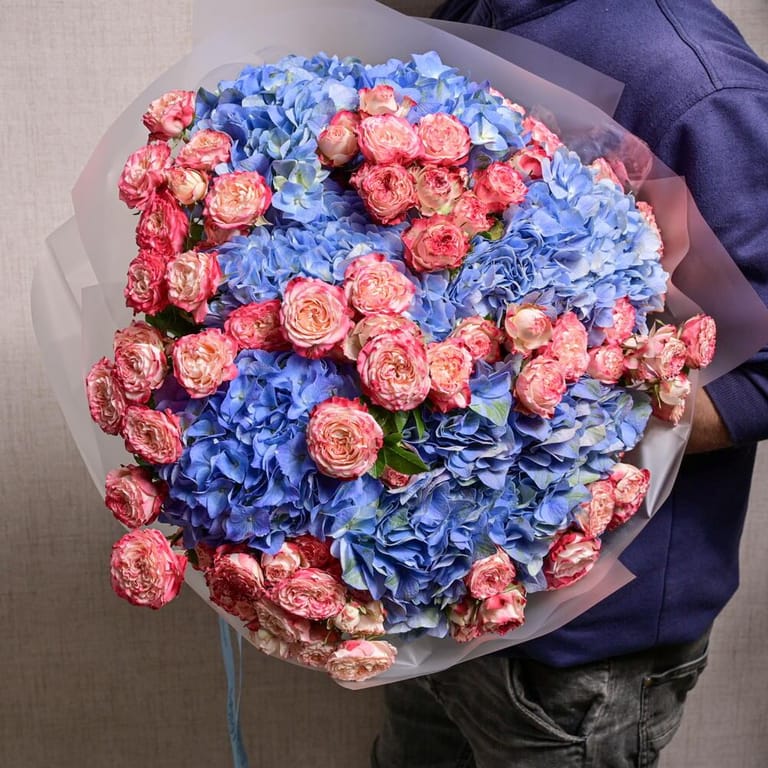 Blue Hydrangea And Pink Garden Spray Roses Luxury Bouquet-A1206 - Image 5