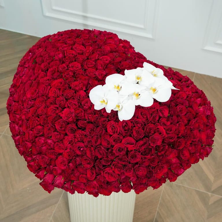 701 Red Roses And White Orchids Grand Luxury Arrangement-A1599 - Image 1