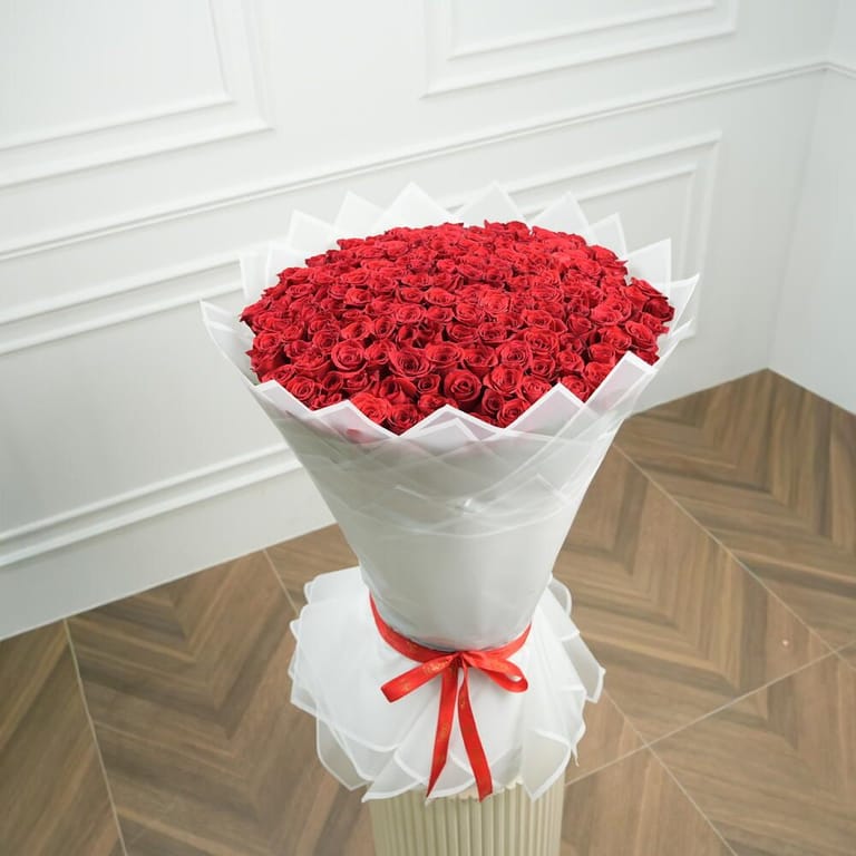 151 Red Roses Grand Luxury Bouquet-A1580 - Image 5