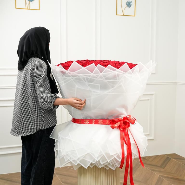 301 Red Roses Grand Luxury Mono Bouquet-A1578 - Image 6