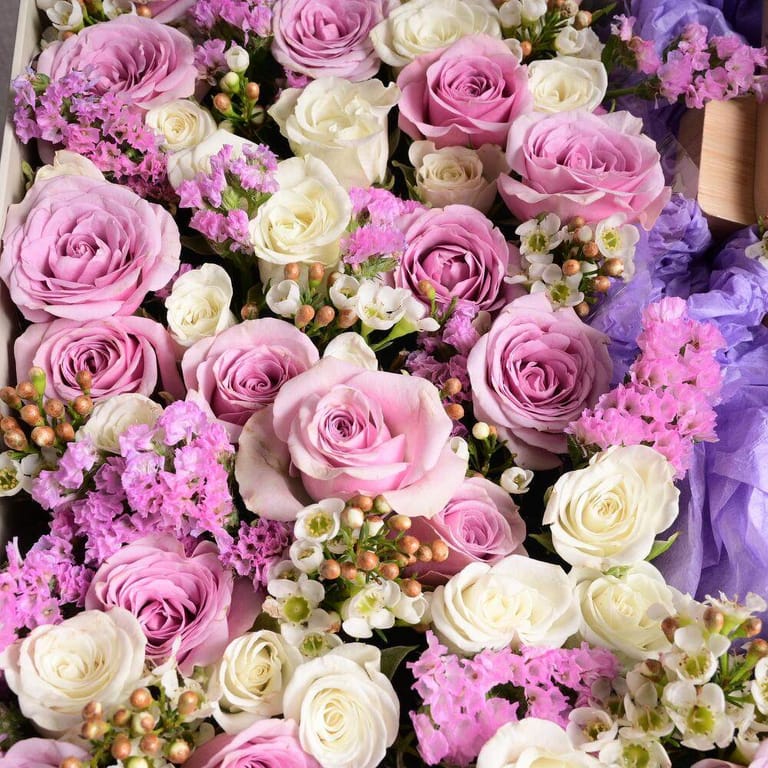 Birthday Pink Roses Luxury Gift Box With Kids Theme Accessori-C72 - Image 5