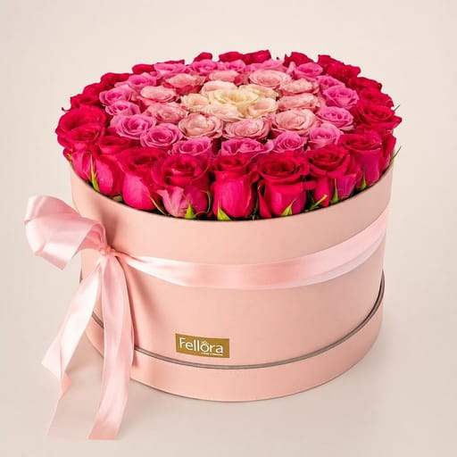 Luxury Mixed Pink Roses Round Flower Box-A5