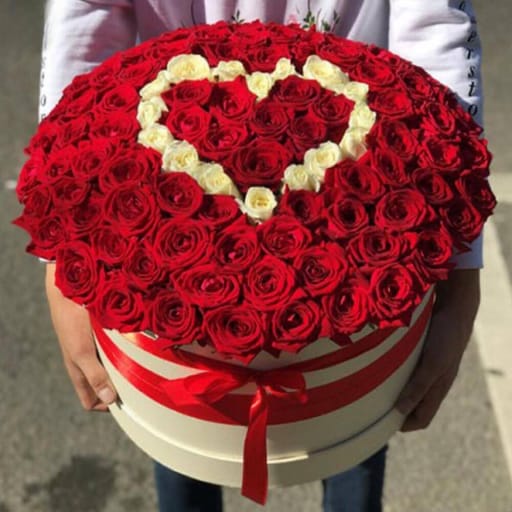 Red Roses Heart Design Flower Box-A220