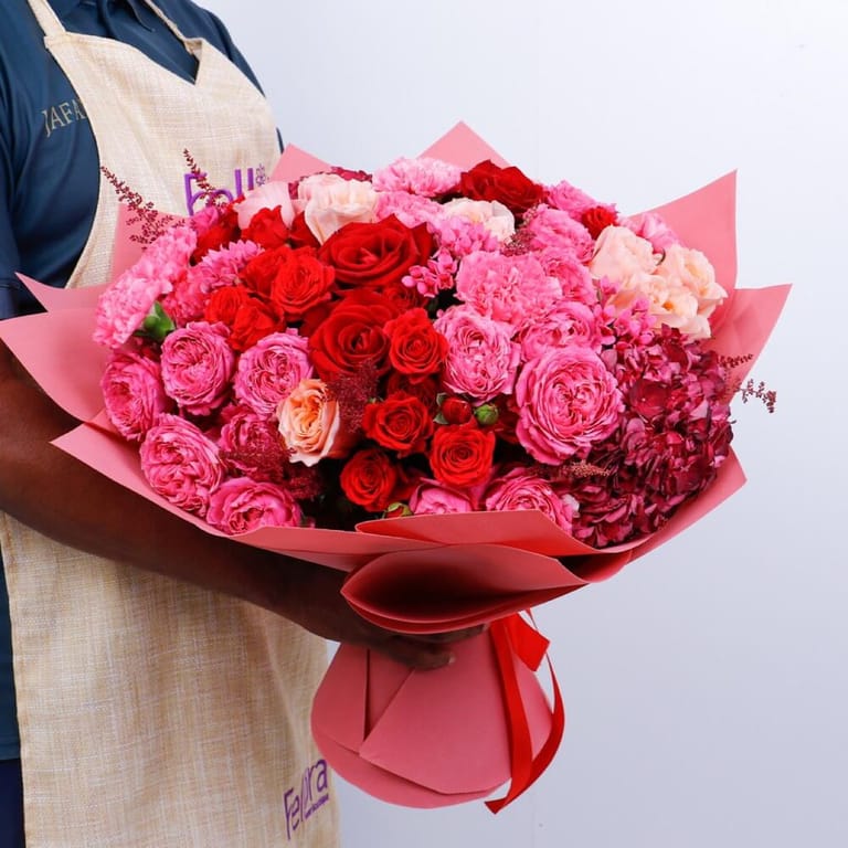 Luxury Red, Pink Peach Mixed Flower Bouquet-A290 - Image 4