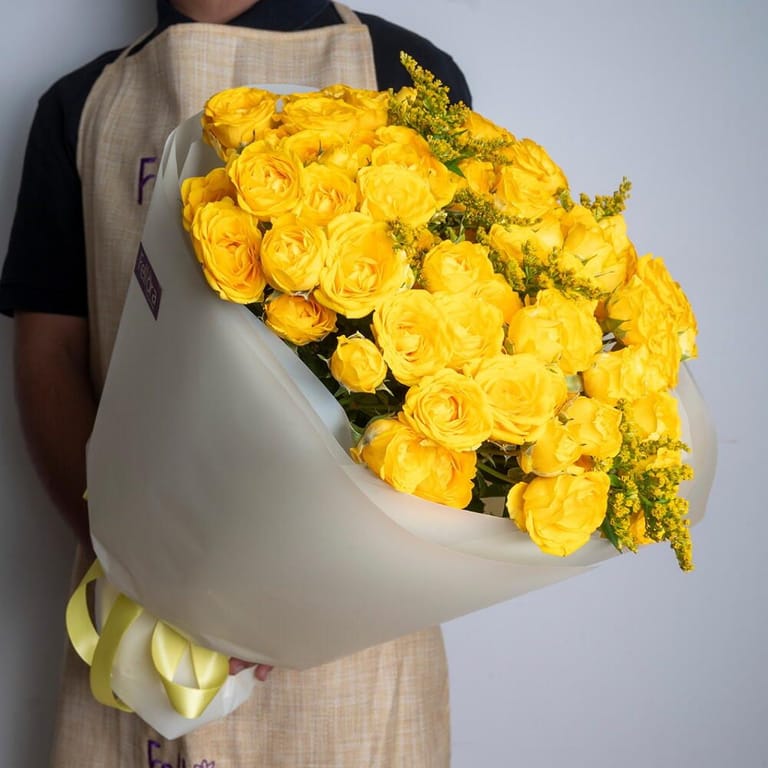 Luxury Yellow Spray Roses Solidago Bouquet-A348 - Image 3