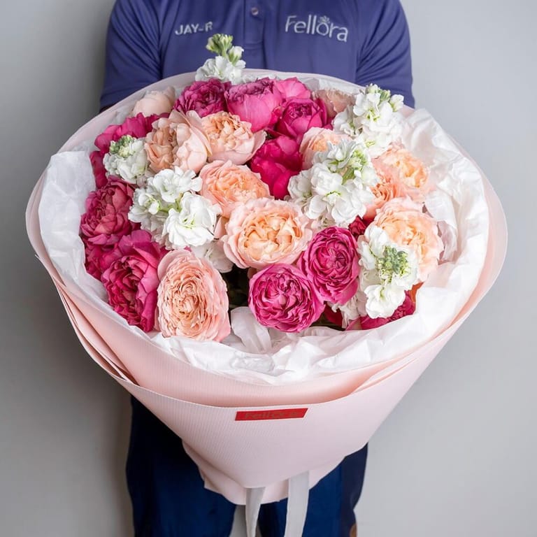 Pink Peony Roses White Matthiola Luxury Bouquet-A374 - Image 1