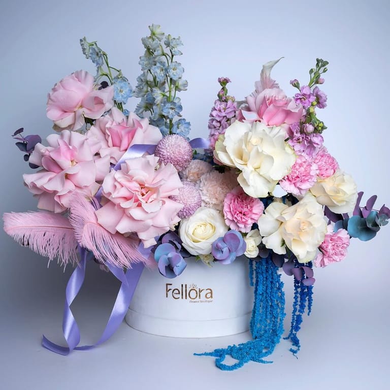 Luxury Pink White Blue Mixed Flower Box-A400 - Image 1