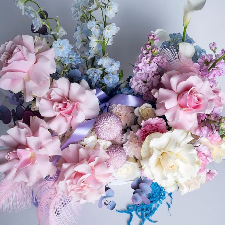 Luxury Pink White Blue Mixed Flower Box-A400 - Image 2