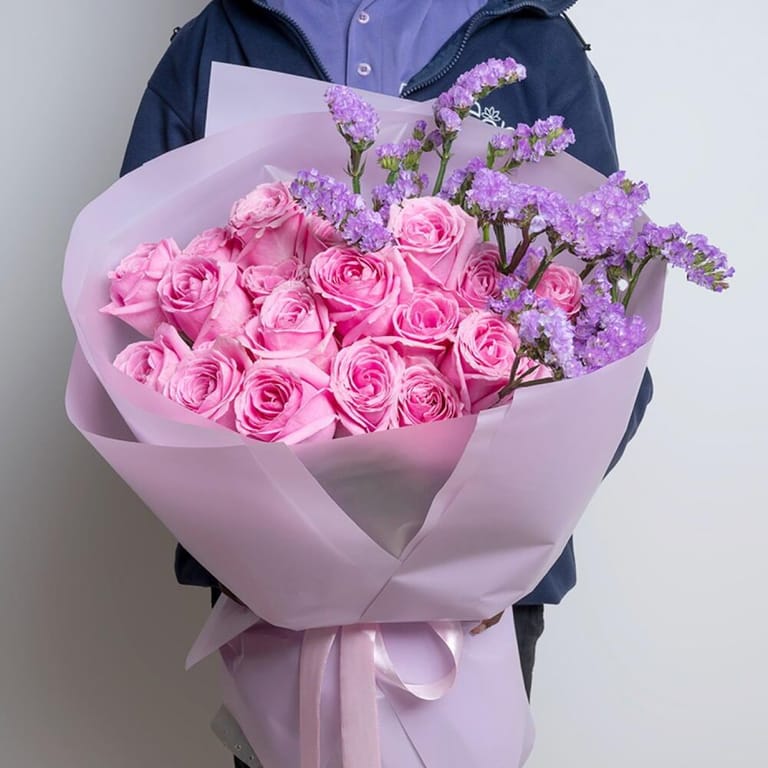 Pink Roses And Purple Statice Luxury Bouquet-A460 - Image 1